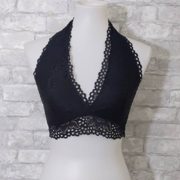 Zenana Outfitters Other - Zenana Black Lace Halter Bralette
